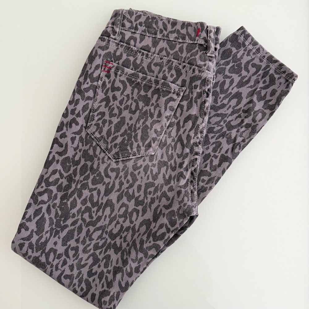 BDG Cigarette High-Rise Printed Skinny Jeans - Gray Leopard Animal Print Denim